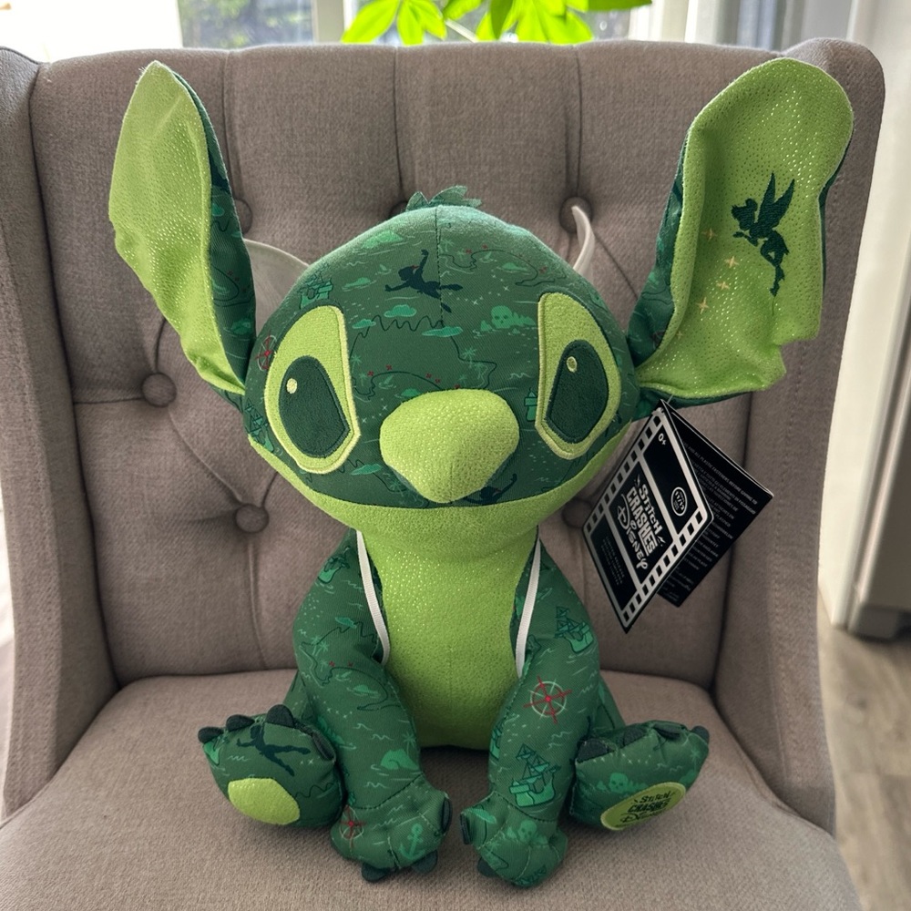 NWT Disney Stitch Crashes Peter Pan Tinkerbell Plush & Pin Limited 11 Of 12!